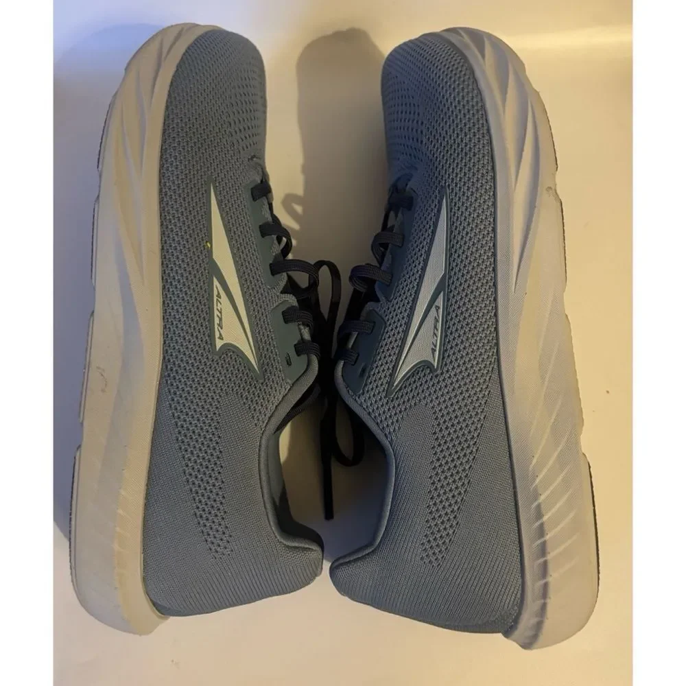 Altra Escalante 4 Road-Running Snickers Women's in Dark Blue Size 9.5~ Excellent
